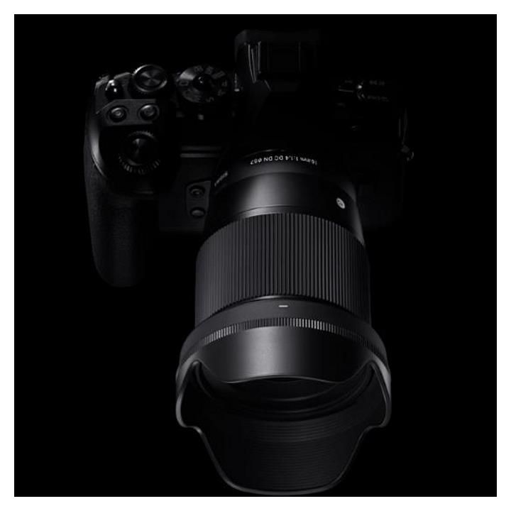 Sigma 16mm f/1.4 DC DN Contemporary Lens for Sony E-Mount
