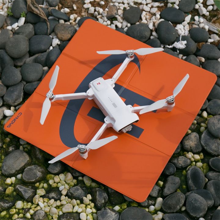 CYNOVA Universal Drone Landing Pad - 65 x 65cm